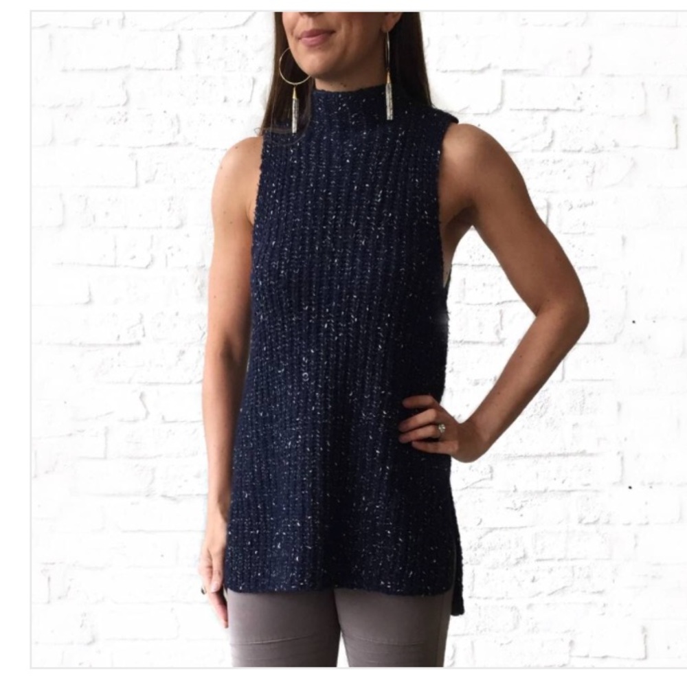 High Neck Sleeveless Knit Sweater!