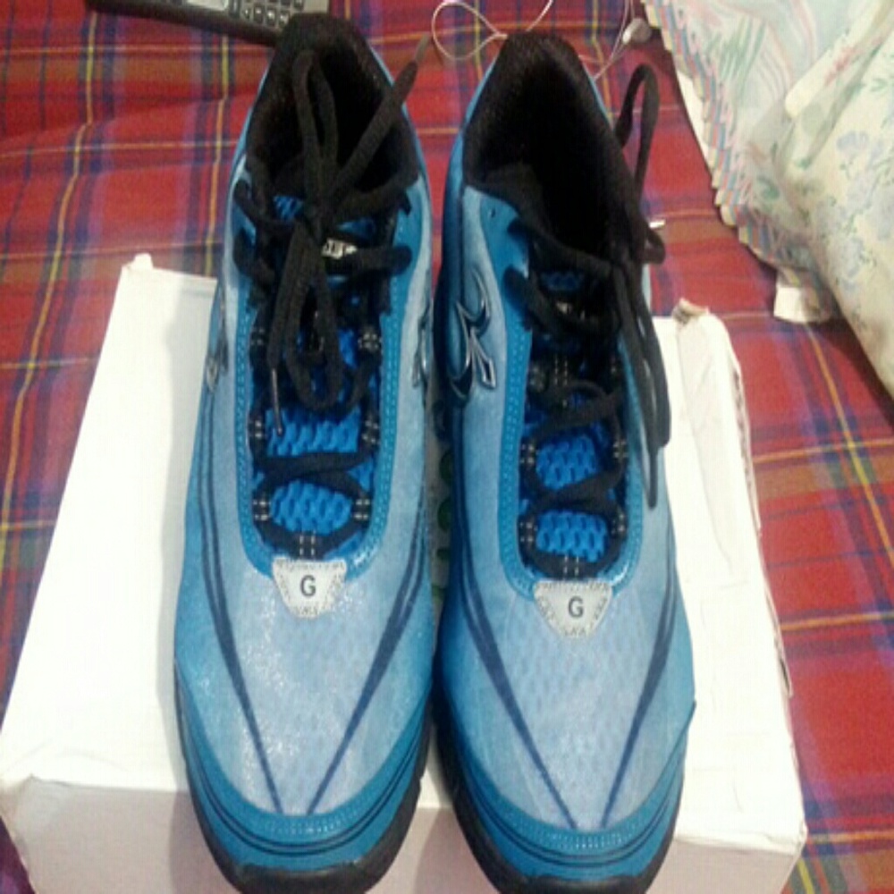 Men's shoes