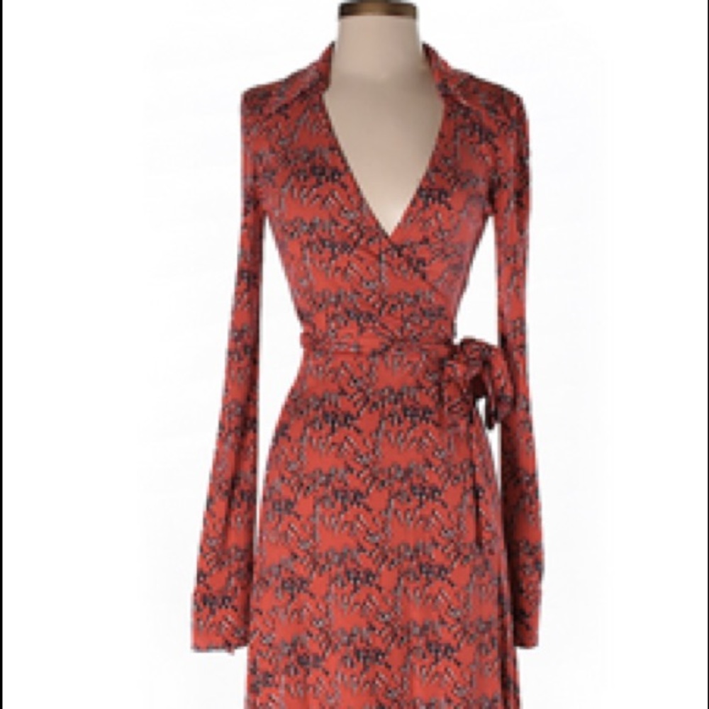DVF silk wrap dress, red pattern