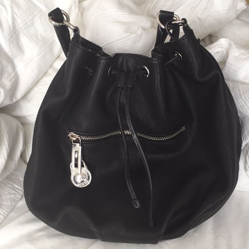 Authentic leather Michael Kors Black purse