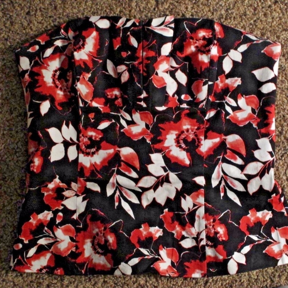 White House Black Market Black Floral Bustier 6