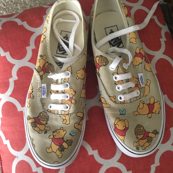 winnie the pooh vans size 7