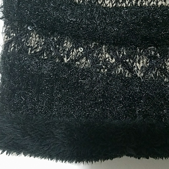 Super Soft Beanie - Picture 3 of 5