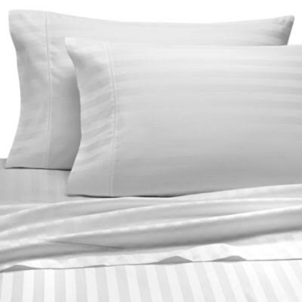 NWOT XL Twin Fitted Sheet