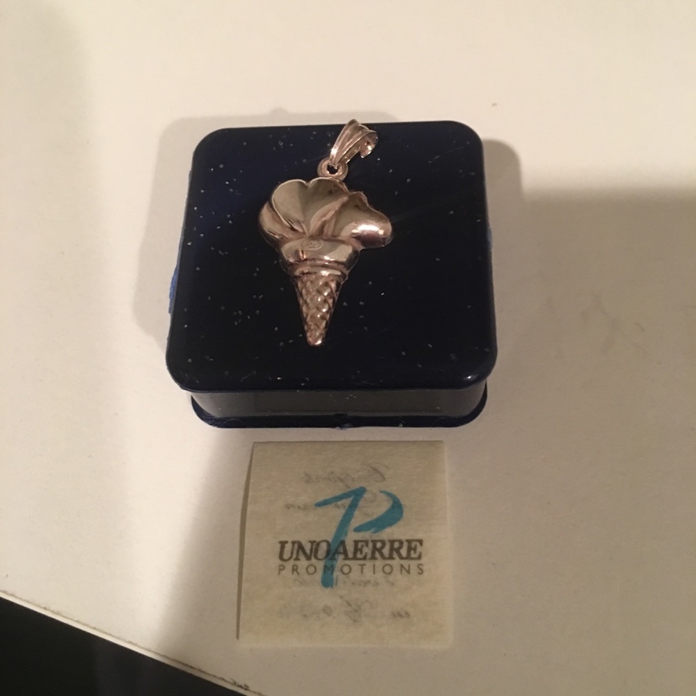 NWT Sterling Silver 925 Italian heart pendant