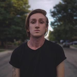 Meet your Posher, Dylan