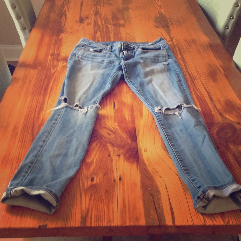Distressed American eagle jeans.