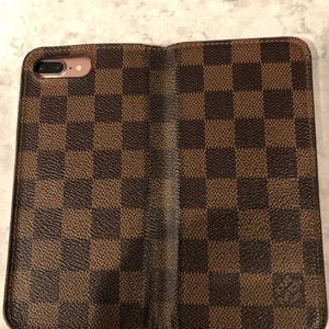 Louis Vuitton iPhone 7 Plus case