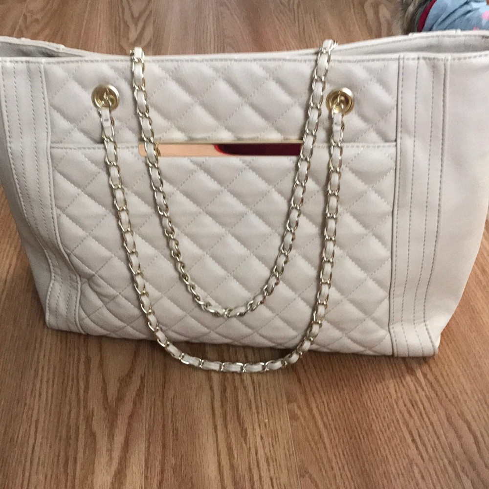 Cream tote bag, barely used
