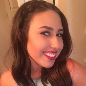 Meet your Posher, Elena