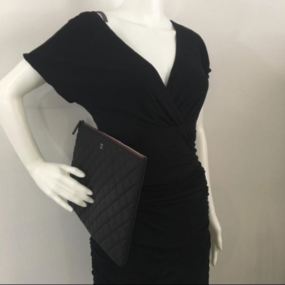 CHANEL Quilted Nylon Clutch/Case NEXT TO NEW - Picture 2 of 7