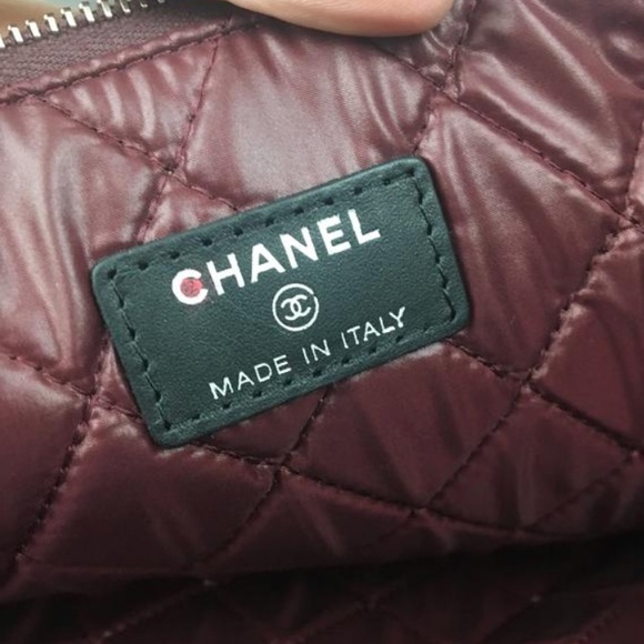 CHANEL Quilted Nylon Clutch/Case NEXT TO NEW - Picture 3 of 7