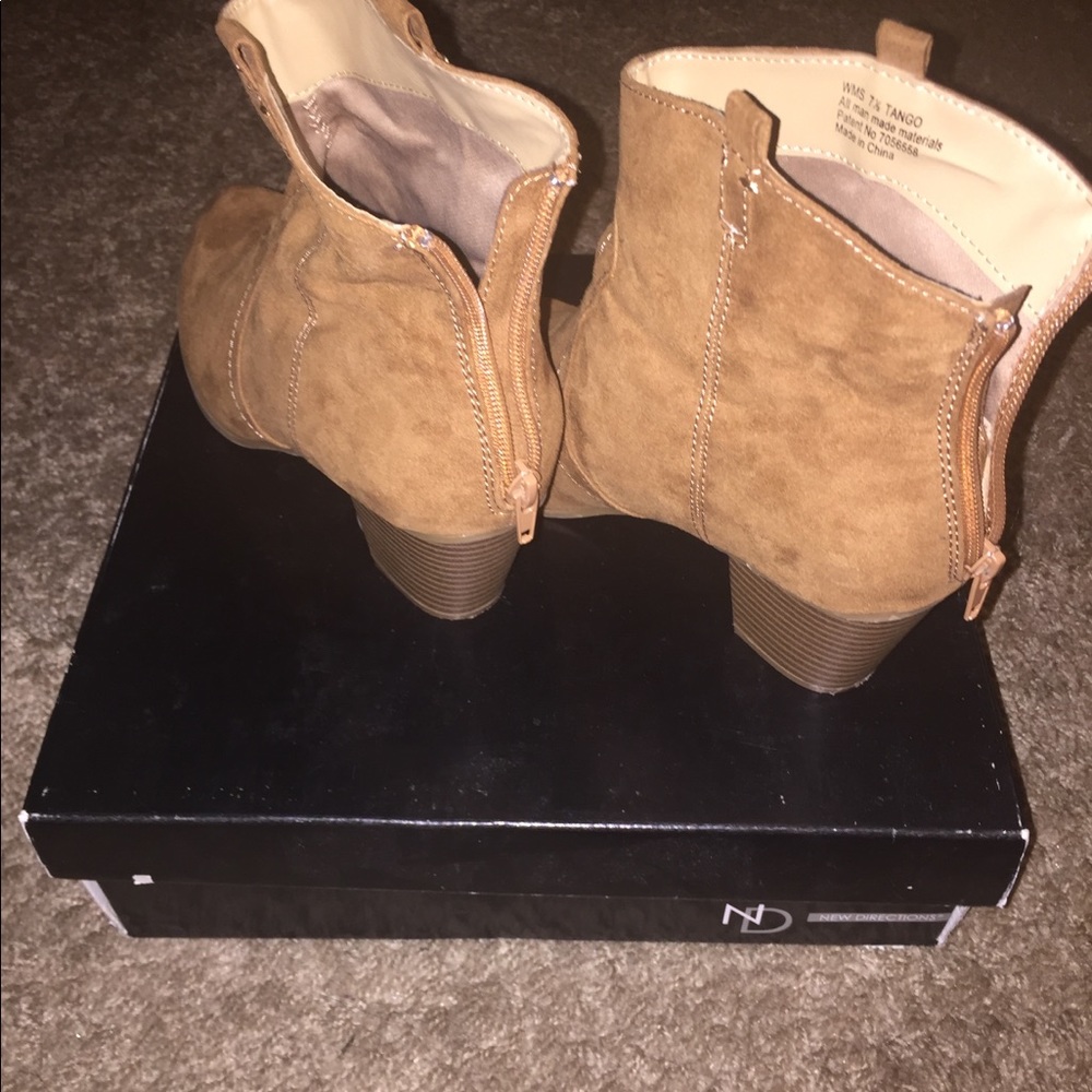 New Direction Boots - Picture 4 of 4