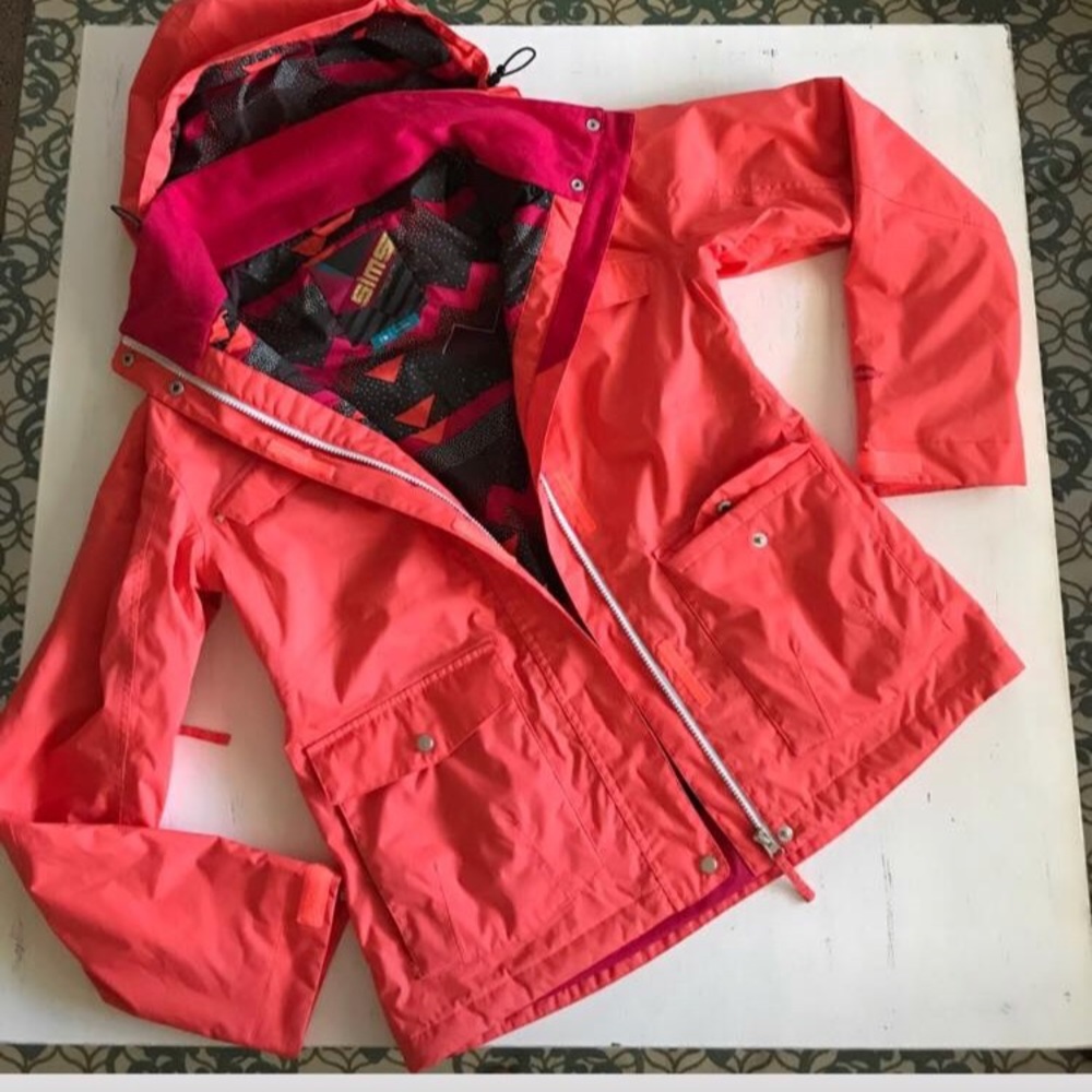 Snowboard jacket