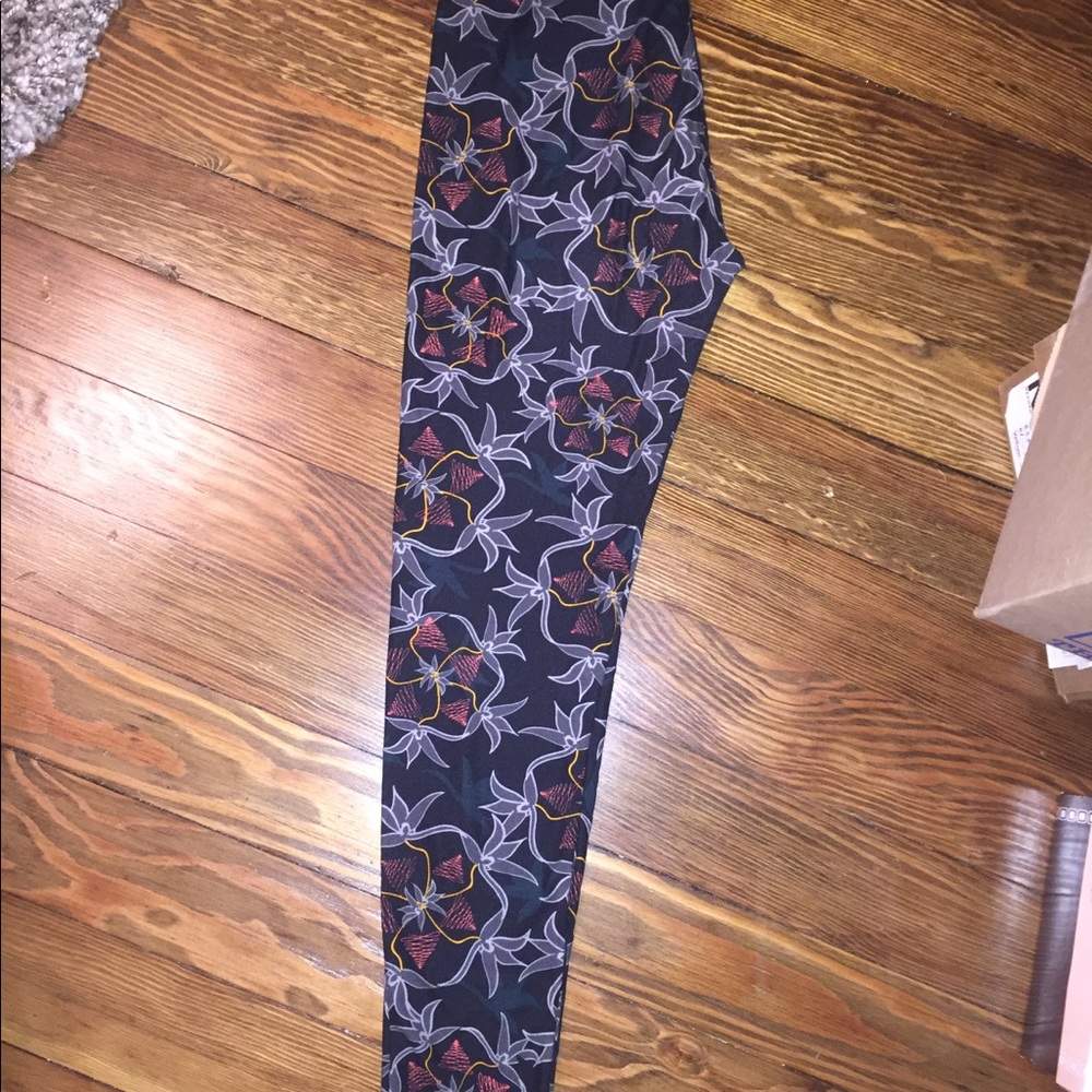 New OS LuLaRoe leggings