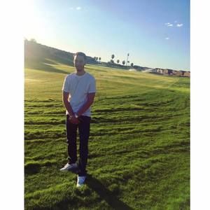 Meet your Posher, Adam