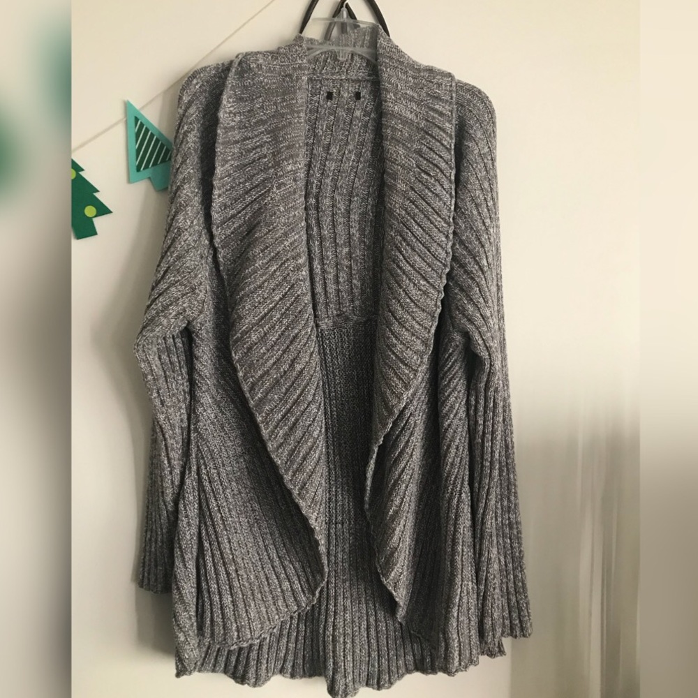 FINAL!! Ruffle Knit Jacket in Gray