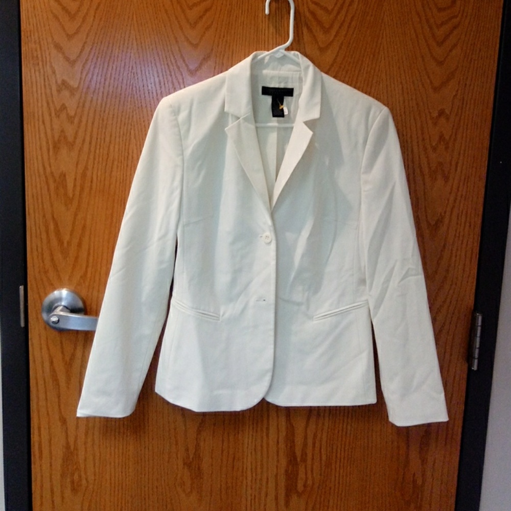 Off White/cream colored Suit Jacket
