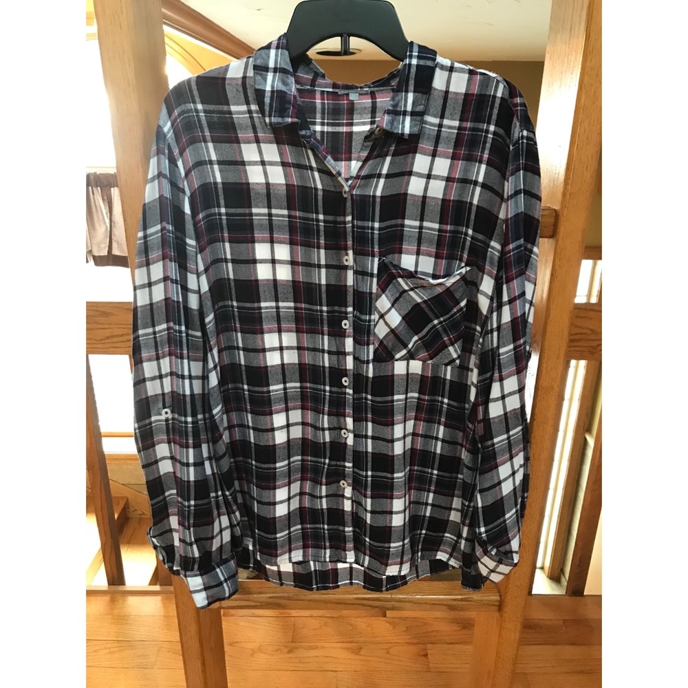 Maroon/Navy/White plaid flannel