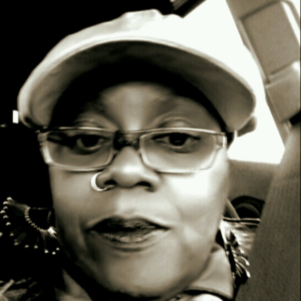 Meet your Posher, Yvonne