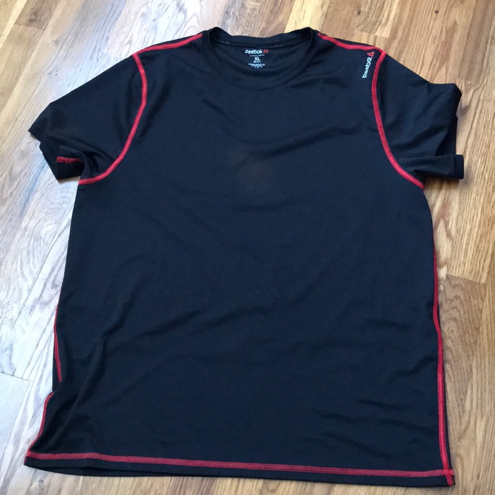 Reebok mens top size xl used