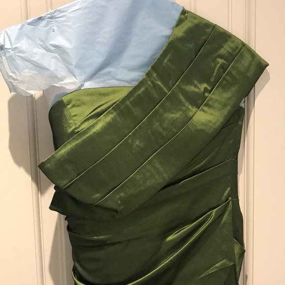 Kay Unger Green One Shoulder Dress - Picture 4 of 7