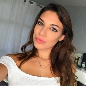 Meet your Posher, Marissa