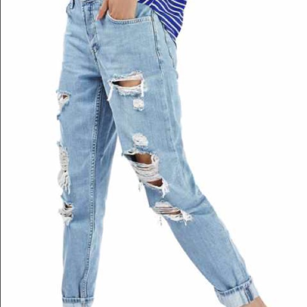 Hudson Jeans!! Style: Jude / slouch skinny