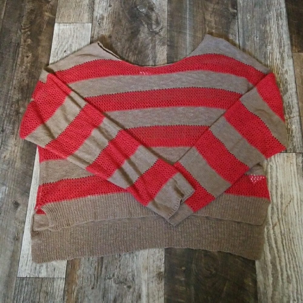 2xl Xhilaration Sweater XXL Shorter in Front NWOT