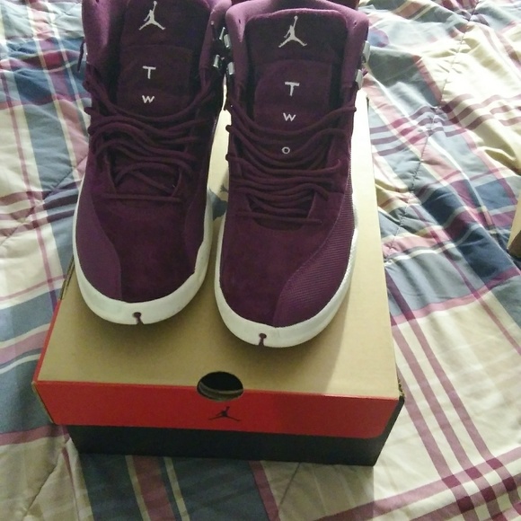 Bordeaux 12s - Picture 2 of 4