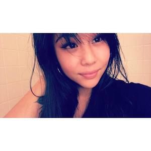 Meet your Posher, Desiree