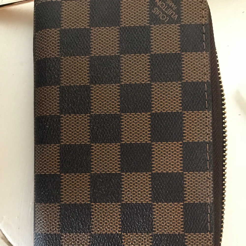 Wallet - Picture 4 of 4