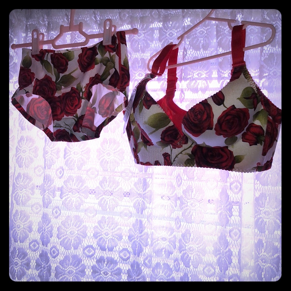 🌹 Pretty Bra & Panty Set  🌹