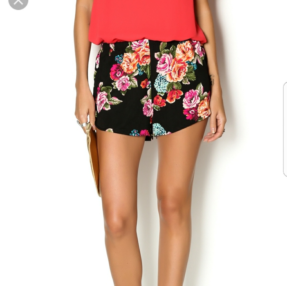 Ambiance Apparel Floral Shorts Size S