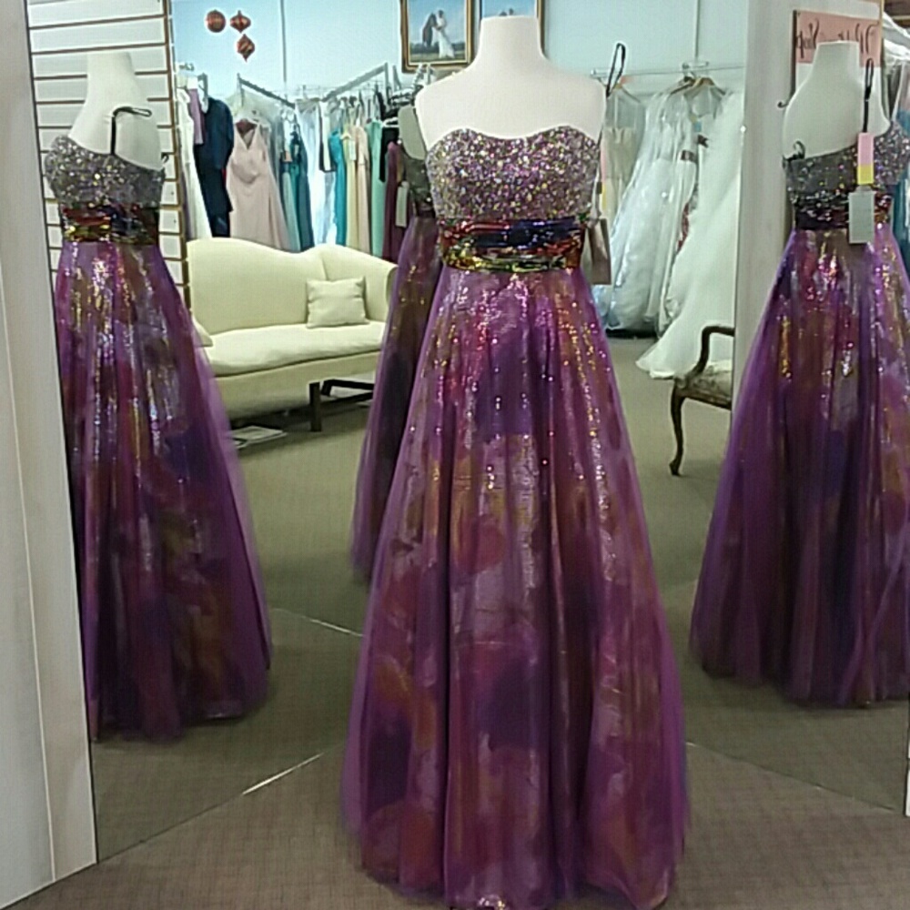VIOLET SPARKLE Riva Prom