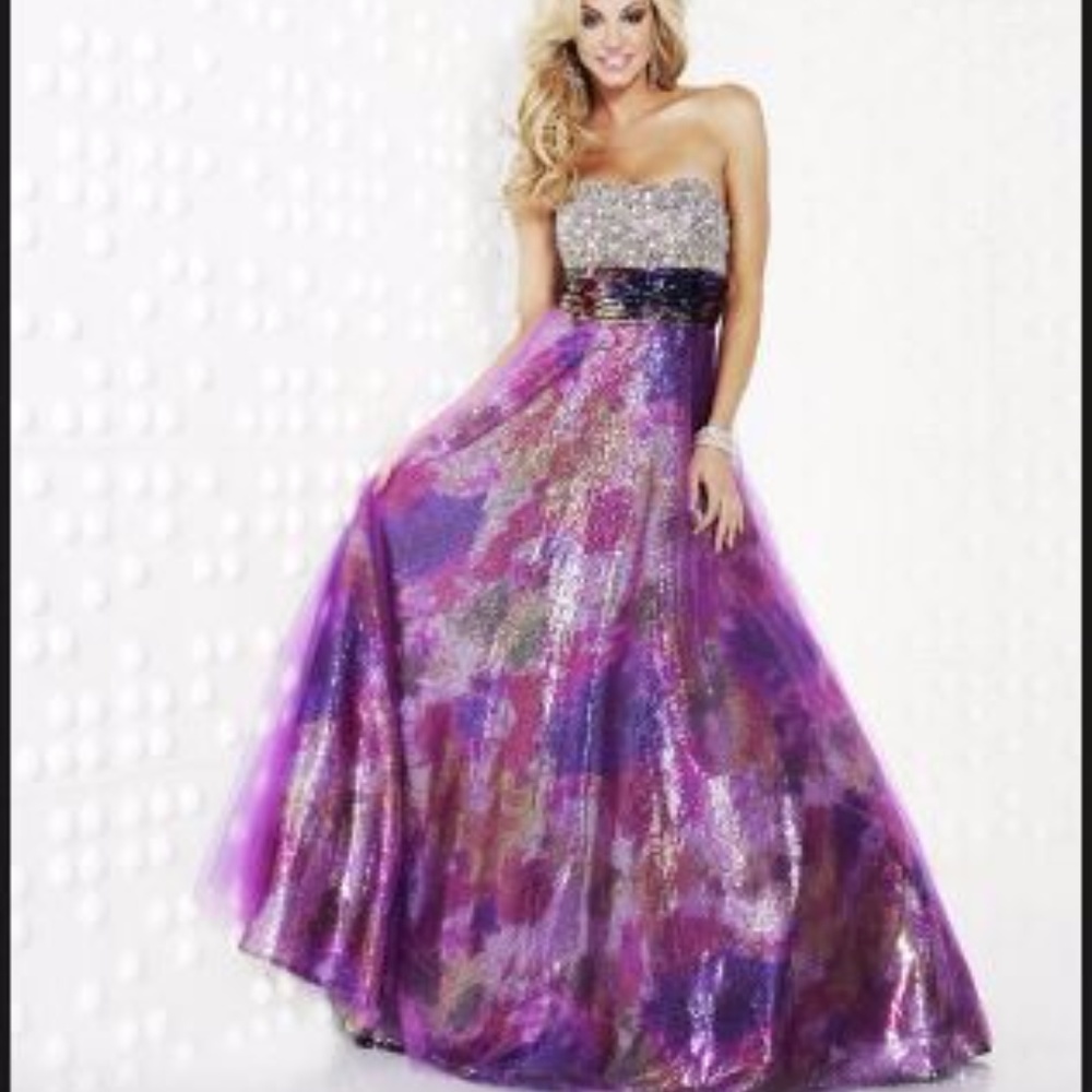 VIOLET SPARKLE Riva Prom - Picture 6 of 6
