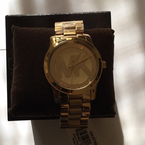 Michael Kors Jewelry - Michael Kors Runaway 5786 NWT Michael Kors Jewelry - Michael Kors Runaway 5786 NWT
