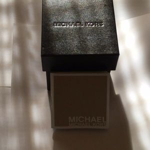 Michael Kors Jewelry - Michael Kors Runaway 5786 NWT Michael Kors Jewelry - Michael Kors Runaway 5786 NWT