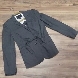Banana Republic size 8 gray cinching blazer