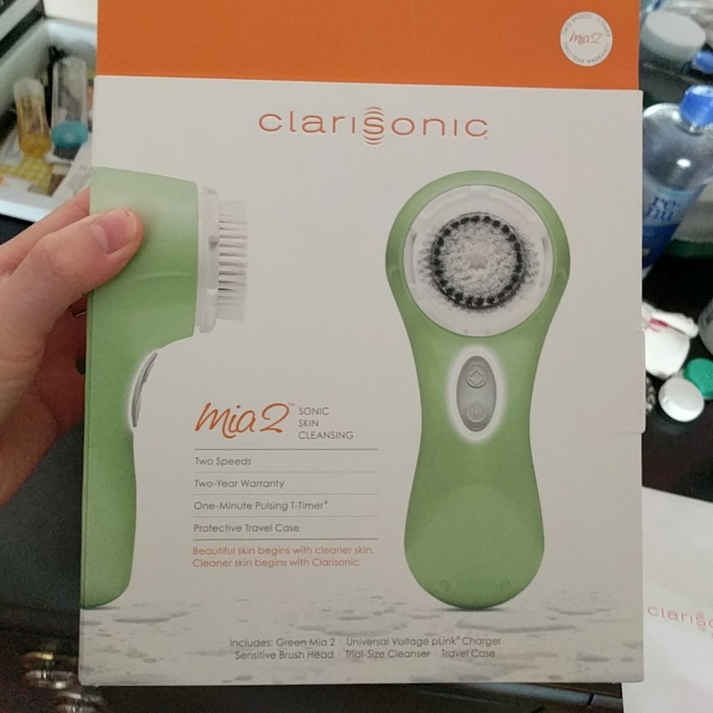 Clarisonic Mia 2 with 1 brush head