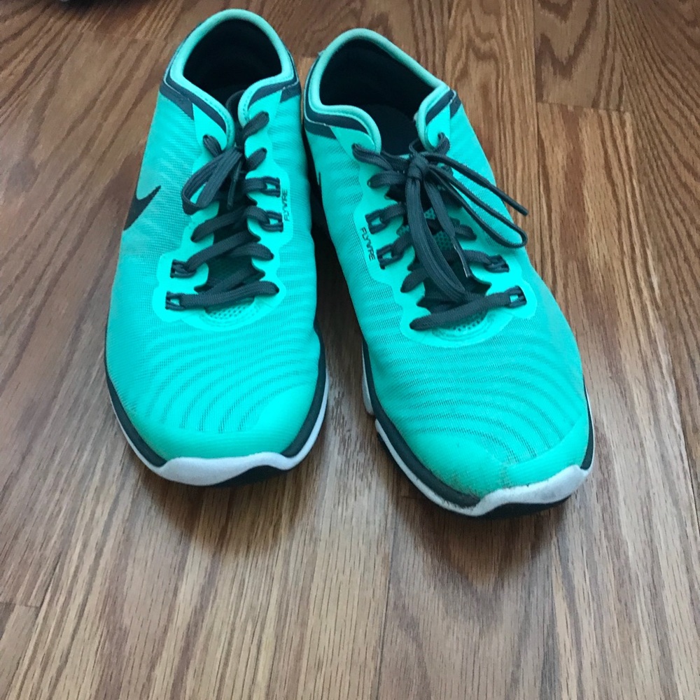 Nike shoes