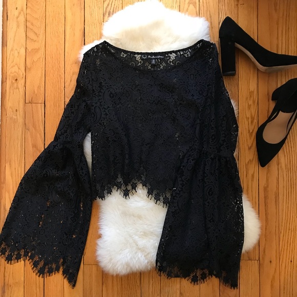NWOT For Love and Lemons Vika lace crop top - Picture 4 of 7