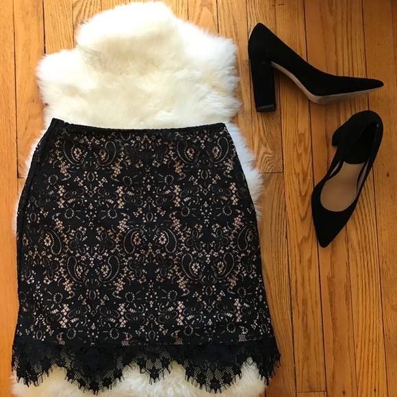 NWOT For Love and Lemons black Vika lace skirt - Picture 4 of 8