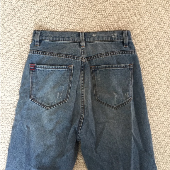 BDG Mom Jeans - Picture 3 of 4