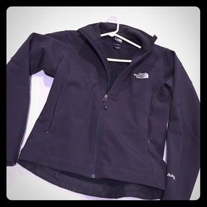 Black small apex north face jacket