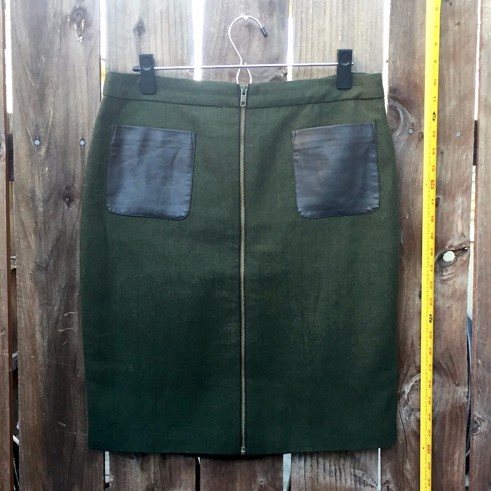 Green and Black Pencil Skirt Leather Pockets