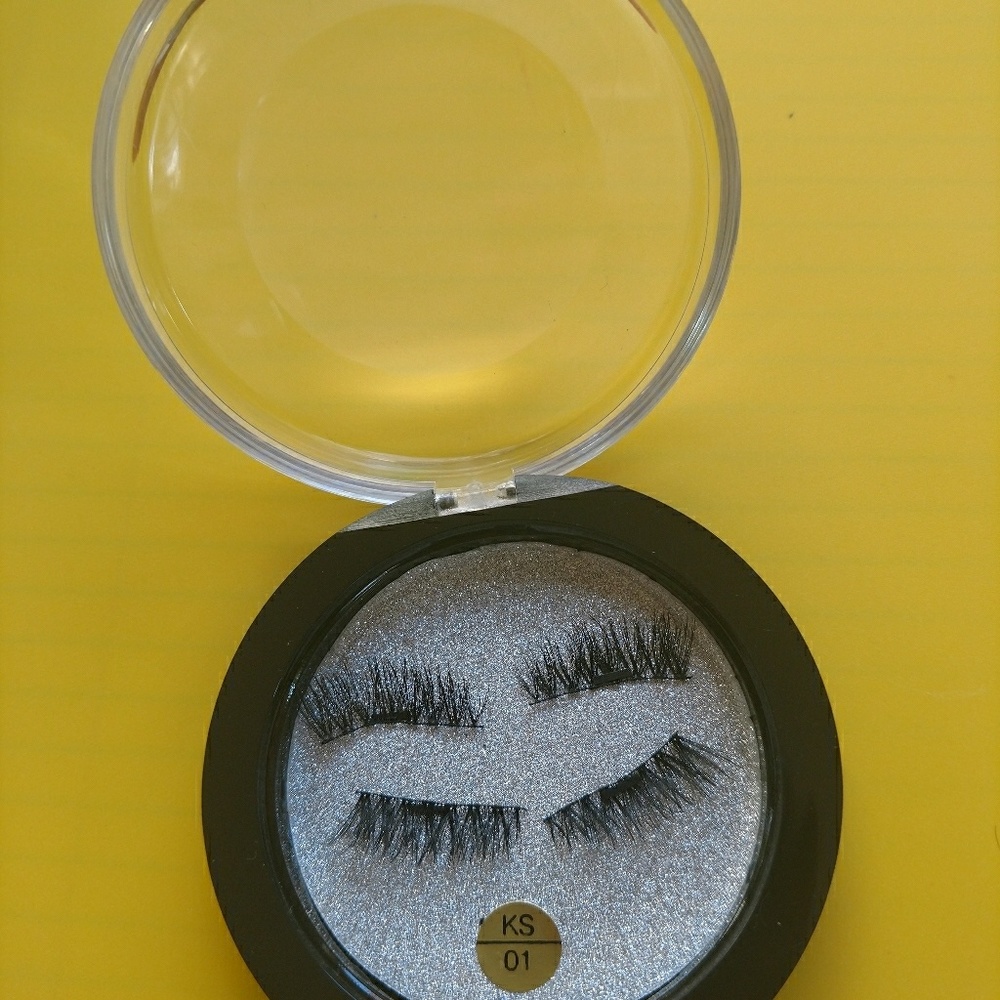 Brand new magnetic eyelashes
