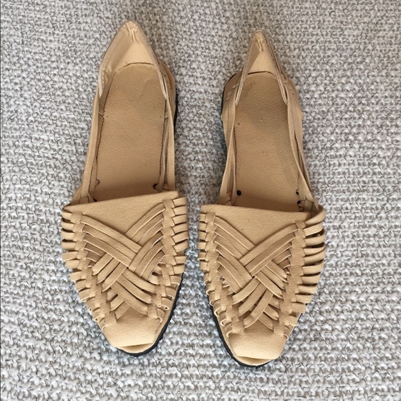 Hiptipico Vegan Leather Huraches - Picture 2 of 3