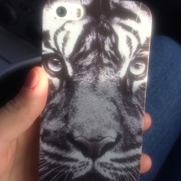 ANIMAL PRINT IPHONE X CASE - Picture 3 of 3