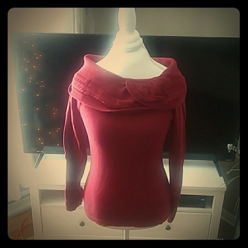 WHBM maroon Sweater